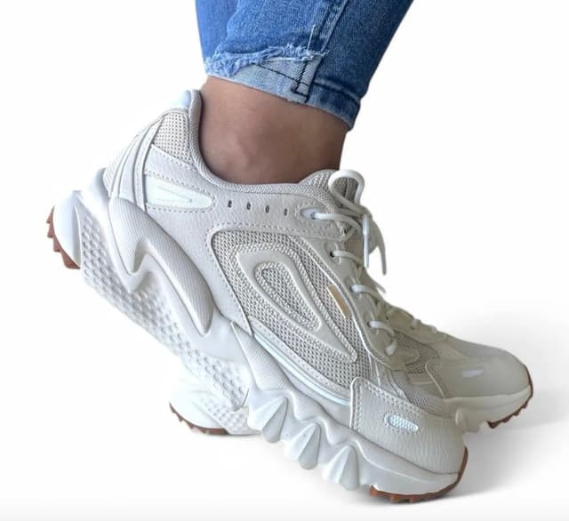 Imagem de Tênis Feminino Venture Tracer 2 Fila na loja Mercado Livre